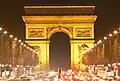 Arc de Triomphe bei Nacht