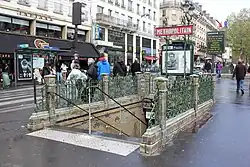 Zugang der ehemaligen Nord-Sud, U-Bahnhof Pigalle (Métro Paris)