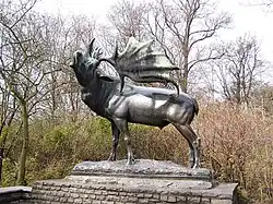 Röhrender Riesenhirsch