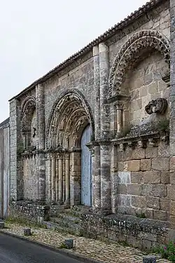 Romanische Kirche Notre-Dame-de-la-Couldre