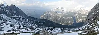 Blick Richtung Nordost auf Hochkaltergebirge und Watzmannstock