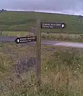 Wegweiser bei Parsley Hay, wo die Route des High Peak Trail sich mit dem Tissington Trail vereinigt.
