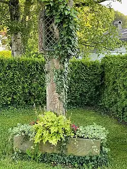 Pestsäule in Vachendorf, Chiemgau, Oberbayern