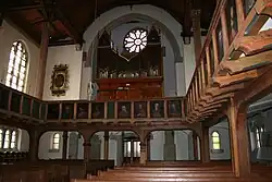 Die Empore mit der Orgel von 1992