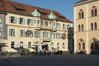 Fassade zum Hauptplatz
