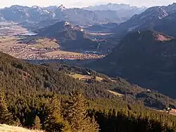 Blick vom Edelsberg auf Pfronten von Westen