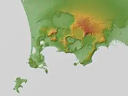 Auch Digitale Höhenmodelle sind stets Rasterdaten. Hier eine hypsometrische gefärbte Schummerung der phlegräischen Felder aus SRTM-Daten.
