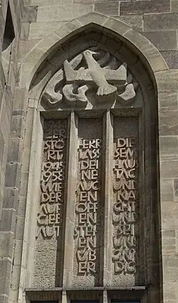 Phoenix in der Asche