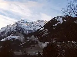 Blick vom Ortsbereich Mittersill auf Platte (rechts) und Pihapper