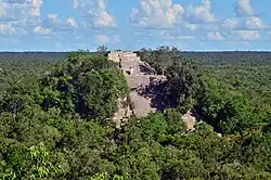 Pyramide der archäologischen Stätte Calakmul im Municipio