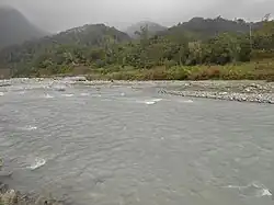 Der Buarahuin, ein Nebenfluss des Sáhen