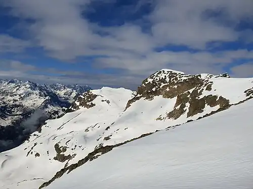 Der Hauptgipfel des Piz Lagrev, aufgenommen vom Nordostgipfel.