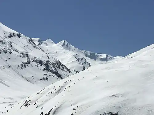 Gletscherhorn, Piz Predarossa und Piz Mungiroi, aufgenommen von Juppa (für Annotationen der einzelnen Berge aufs Bild klicken).