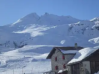 Piz Surparé aufgenommen von Tua (Tgavretga, Skigebiet Bivio)