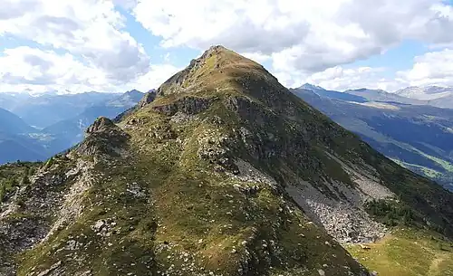 Blick nach Nordwesten zum Pizzo Erra, aufgenommen vom orographischen Knotenpunkt südwestlich vom Pizzo Pianché.