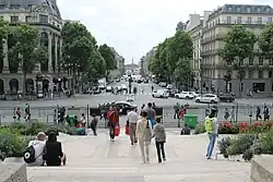 Blick von der Èglise de la Madeleine in die Rue Royale