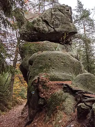Der Sandsteinfelsen Podkova (Hufeisenstein)