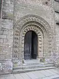 Romanisches Portal