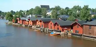 Die Stadt Porvoo ist berühmt für ihre malerischen Holzhäuser.
