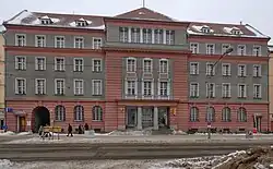 Frontalansicht im Winter 2010