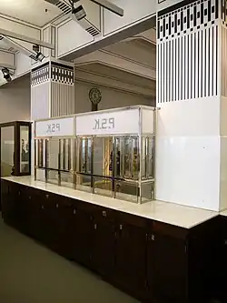 Schalter der hinteren Kassenhalle