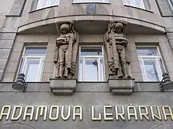 Adam-Apotheke, Prag, 1911–1913, Details