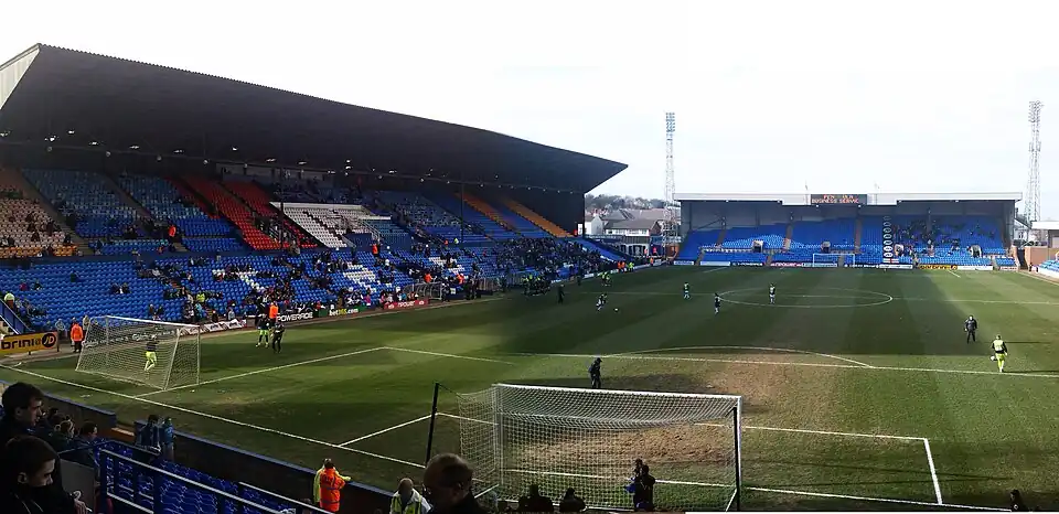Innenansicht des Prenton Park (2012)
