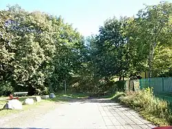 Ende an der Friedhofsmauer