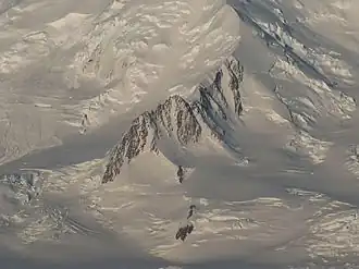 Blick von der Bransfieldstraße auf den Preslav&nbsp;Crag