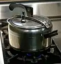 Schnellkochtopf