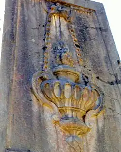 Votivampel für die Altöttinger Gnadenkapelle (Nordseite)