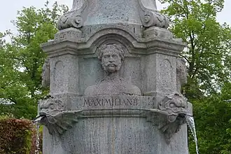 Maximilian II. (links)