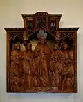 Schnitzaltar in linken Seitenschiff