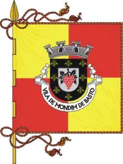Flagge des Concelhos Mondim de Basto