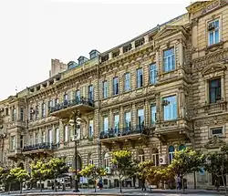 Wohnhaus in der Istiqlaliyyət-Straße 25