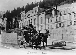 Rösslitram vor dem Bélvèdere