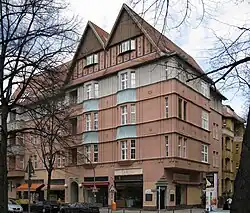 Rüdesheimer Platz / Ecke Ahrweilerstraße