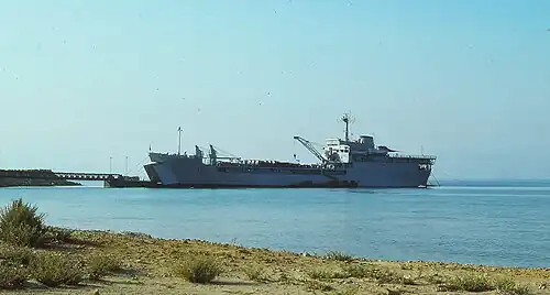 RFA Sir Geraint (L3027) Akrotiri Mole (1977)