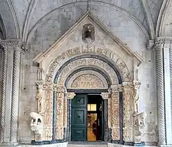 Hauptportal (Meister Radovan)