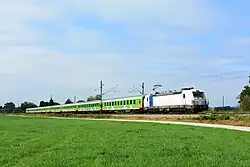 Alpen-Sylt-Nachtexpress mit Railpool Vectron an der Spitze.