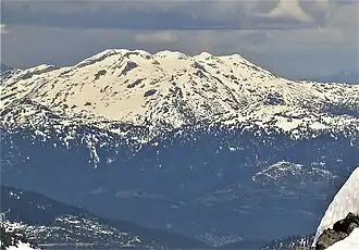 Südwest-Ansicht vom Tricouni Peak aus