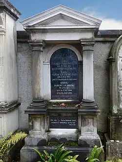 Raoul Albert La Roche (1889–1965) Bankier, Mäzen und Kunstsammler. Franz Eduard La Roche (1847–1912) Bürgerrat, Karl Gustav La Roche-Merian (1854–1926), Andreas Leonhard (Junior) Speiser (1925–1999) Grab auf dem Wolfgottesacker, Basel