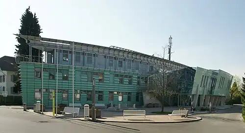 …wurde von 1994 bis 1996 erbaut.