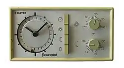 Zeitgesteuerter Raumtemperaturregler flexostat von Sauter (1967)