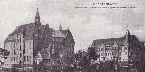 Gymnasium und Handelskammer
