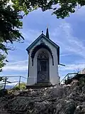 Kapelle von vorne nach Westen