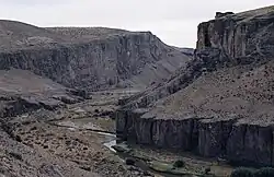 Cueva de las Manos und der Río Pinturas bei der Höhle