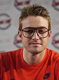 Robert Buckley spielte Clay Evans