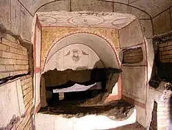 Cubiculum mit Fresken im geometrischen Stil