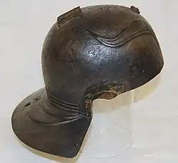 Eiserner römischer Helm mit Nackenschutz FO: Valkenburg AO: Rijksmuseum van Oudheden